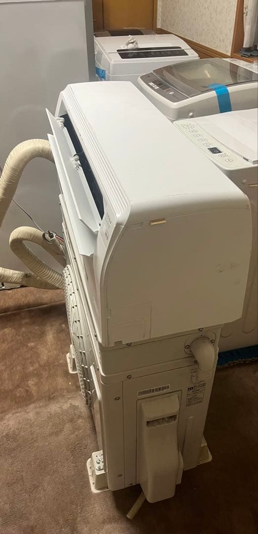 ハイセンス　ルームエアコン　AT-HG2213-W 2022年製　送料無料