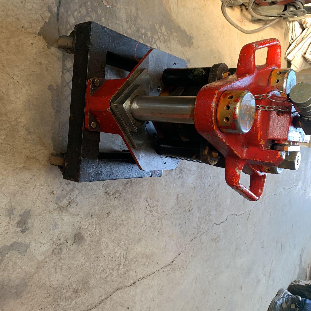 アングルパンチャー