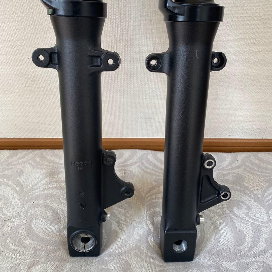 スペック　ダエグ　カワサキ　ZRX1200ダエグ　フロントサスペンション