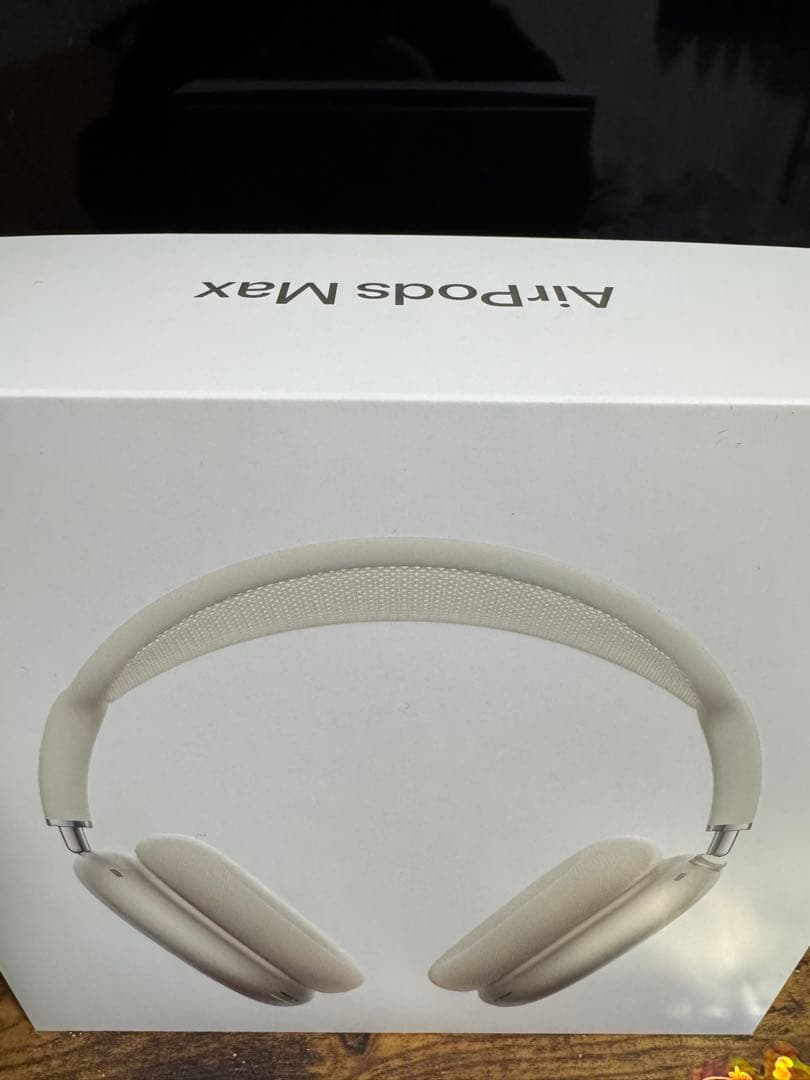 AirpodsMAX-スターライトオーバーイヤー型