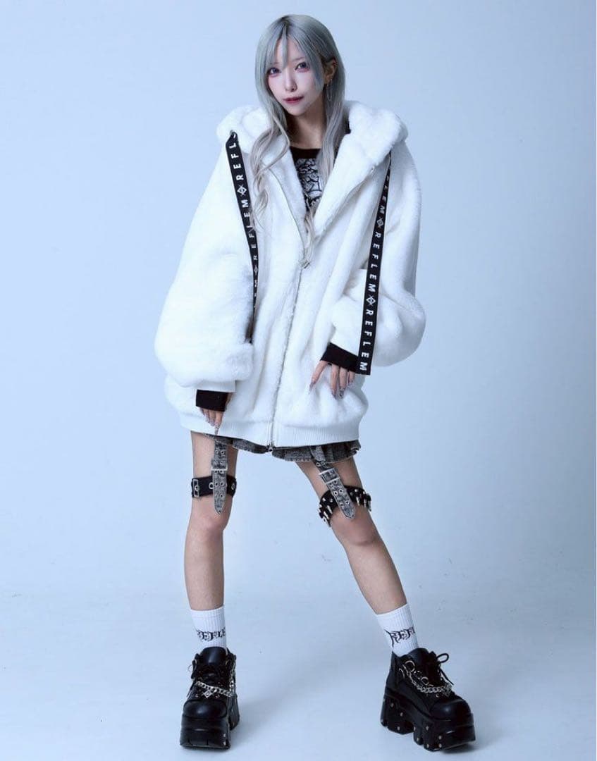 REFLEM【レフレム】うさ耳ファージップアップパーカー/White(ホワイト)