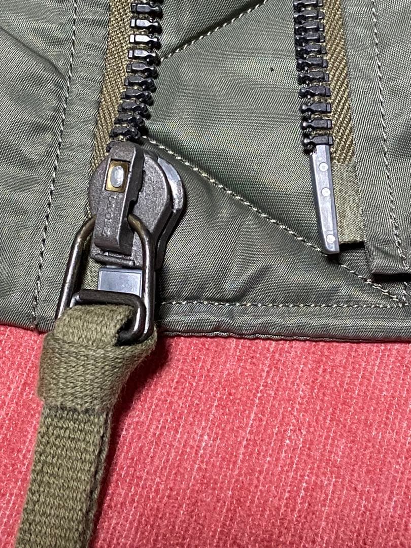 バズリクソンズ東洋エンタープライズLION UNIFORM MA-1