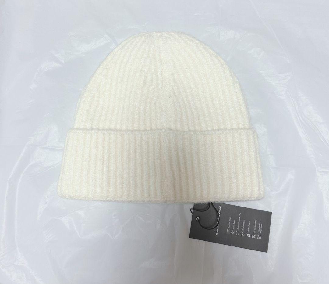 CHANEL リブ編み ホワイト ニット帽ノベルティ商品