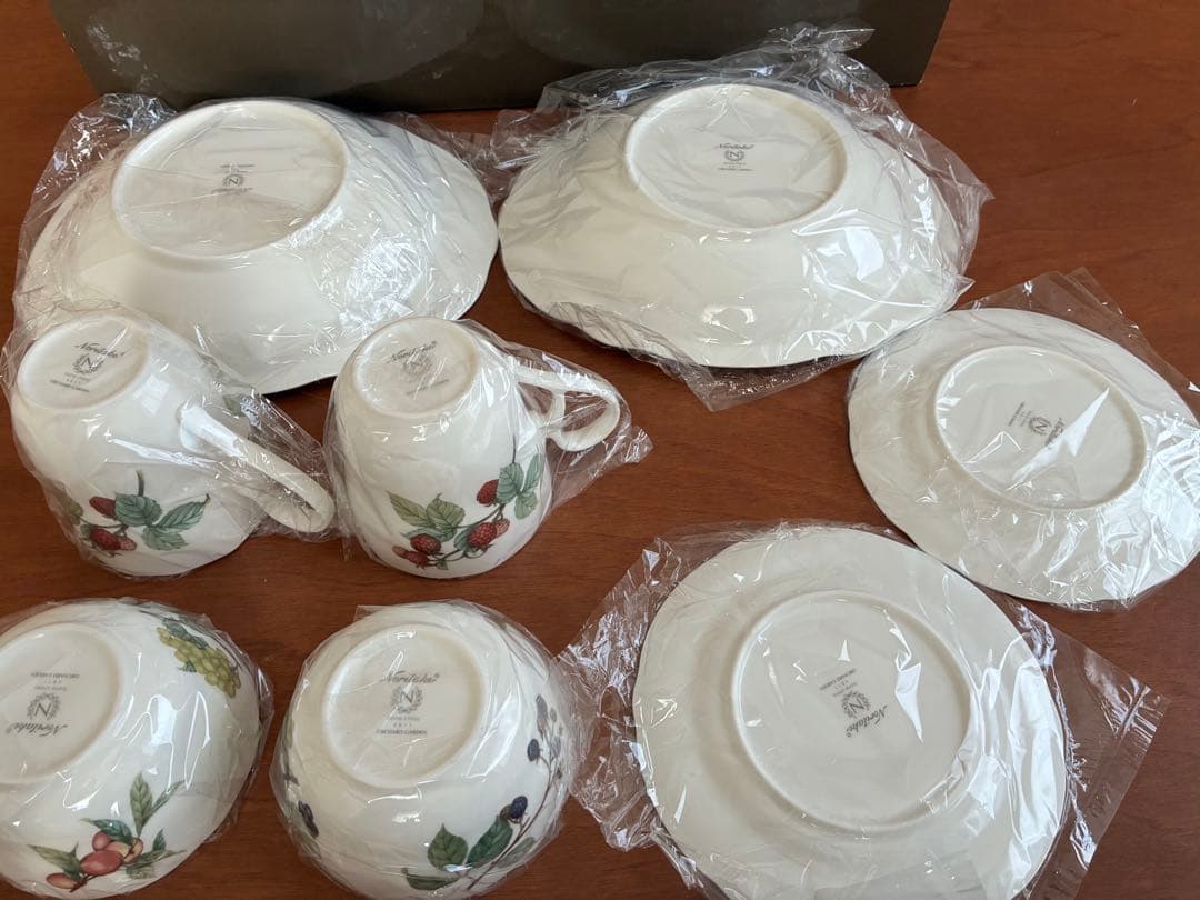 Noritake ノリタケ　オーチャードガーデン　8点セット　ボーンチャイナ