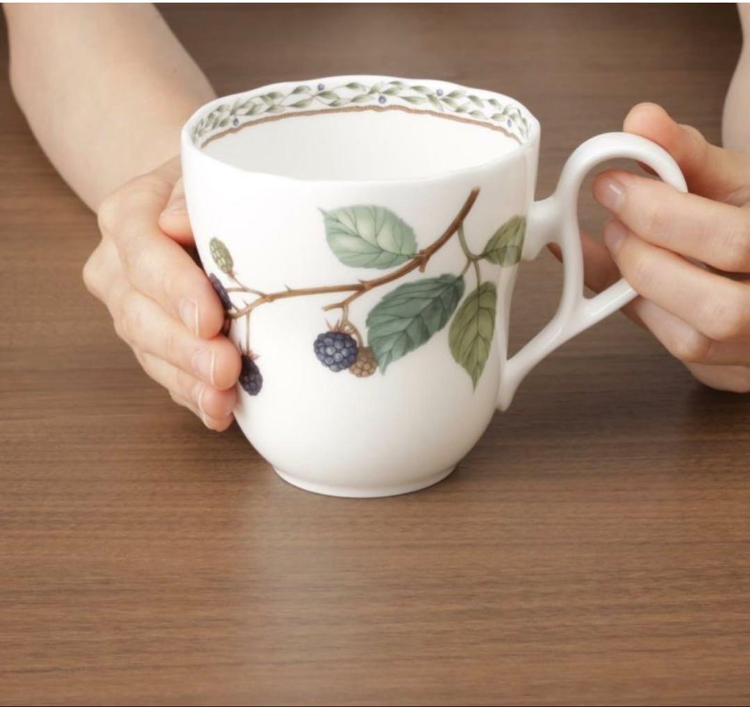 Noritake ノリタケ　オーチャードガーデン　8点セット　ボーンチャイナ