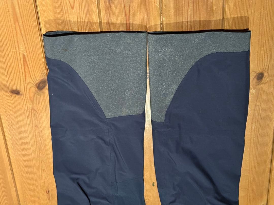 ノローナ　スキーウェア