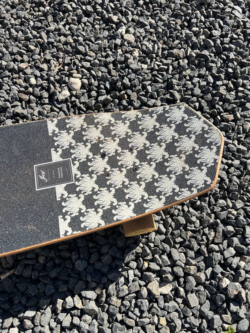 yow surf スケートボード