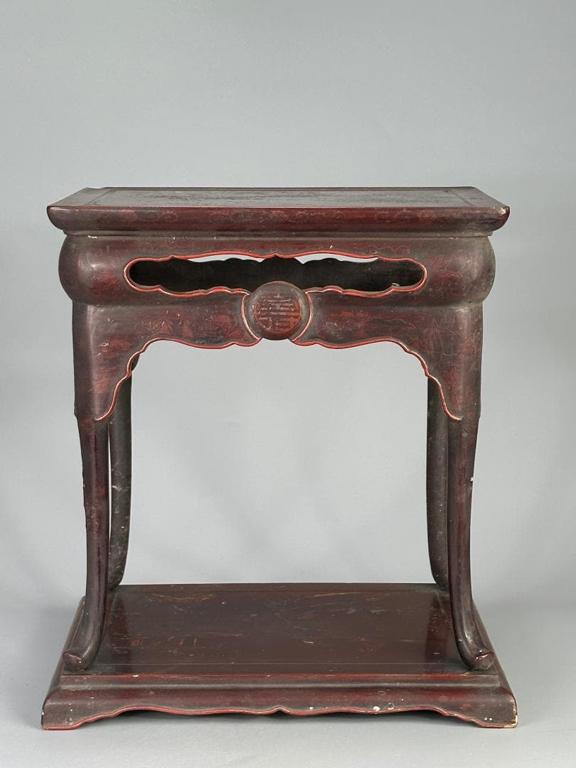 朝鮮古美術　李朝時代　李朝　漆塗卓　飾り台　香炉台　漆芸　時代卓　韓国美術