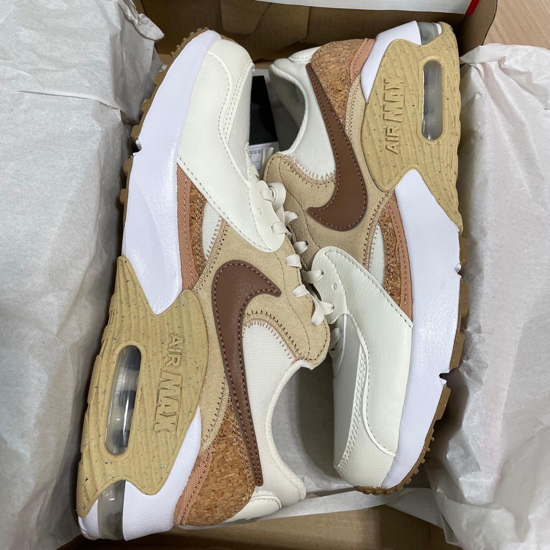 Nike Air Max ホワイト/ベージュ 25cm