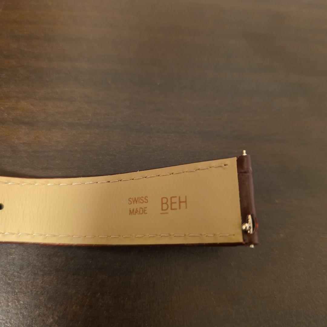 Cartier　カルティエ　タンクマストLM　バーガンディカラー　純正ベルト