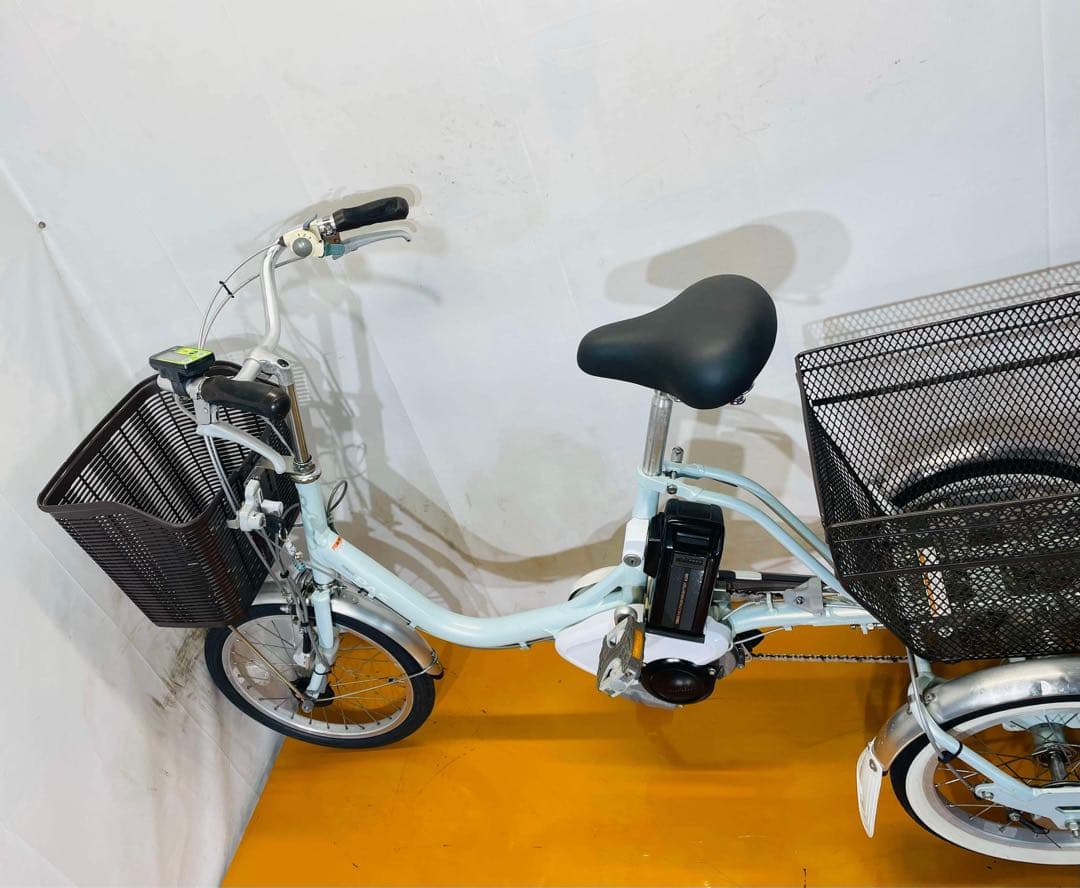 送料無料条件付き YAMAHA 電動アシスト自転車三輪車(18/16型)