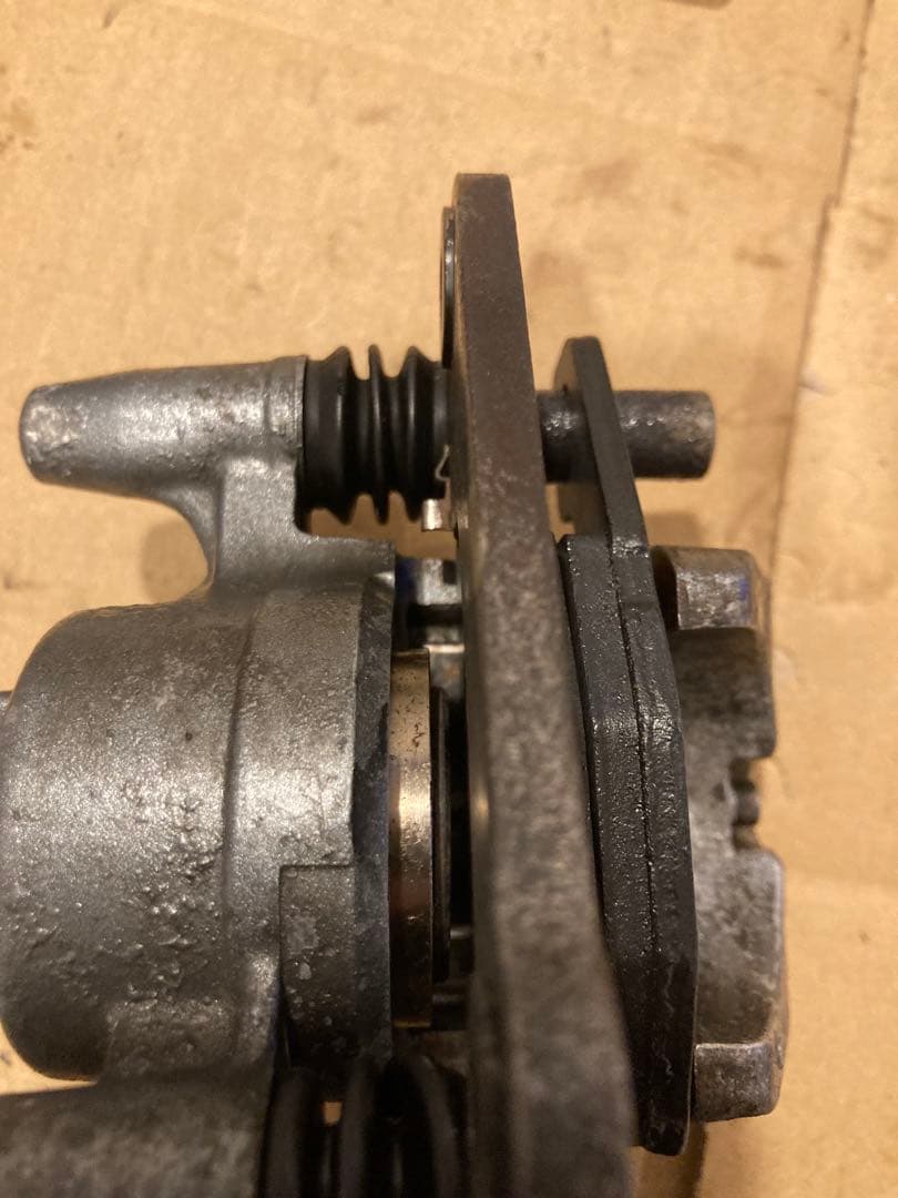 【分解清掃済】ゼファーχ ゼファー400 リアブレーキ リアキャリパー OH済