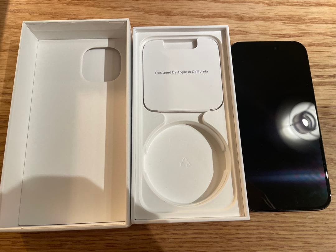 【美品】【訳有り】Apple iPhone 15 128GB ジャンク　ブラック