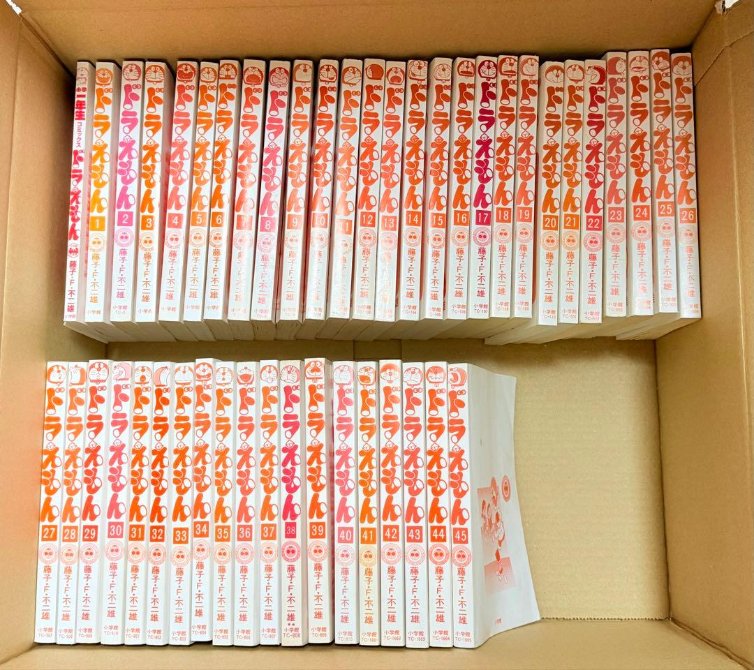 ドラえもん　漫画46冊　全卷セット