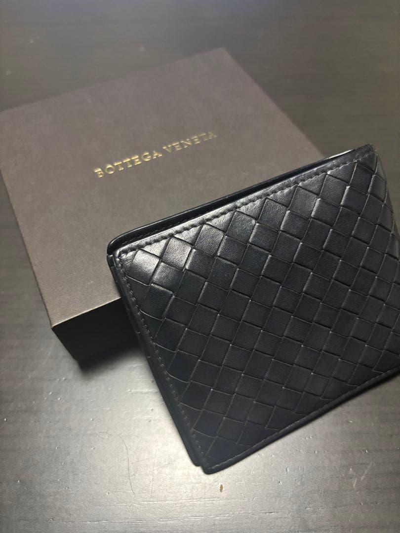 BOTTEGA VENETA イントレチャート　二つ折り財布