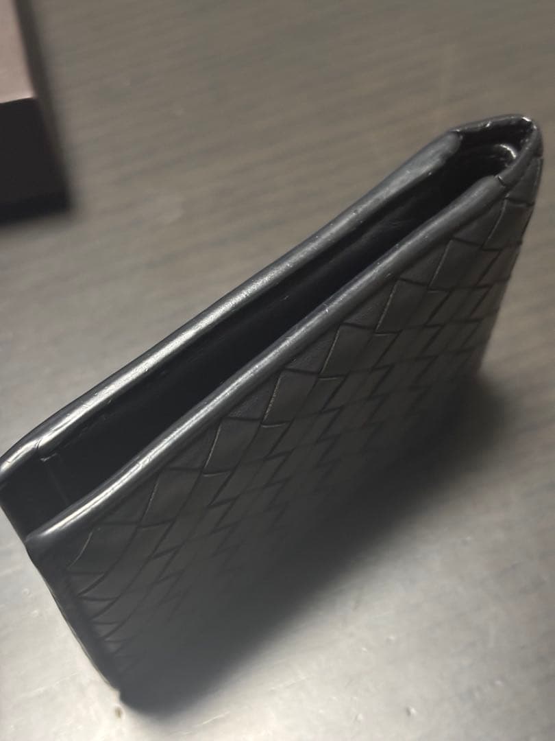BOTTEGA VENETA イントレチャート　二つ折り財布