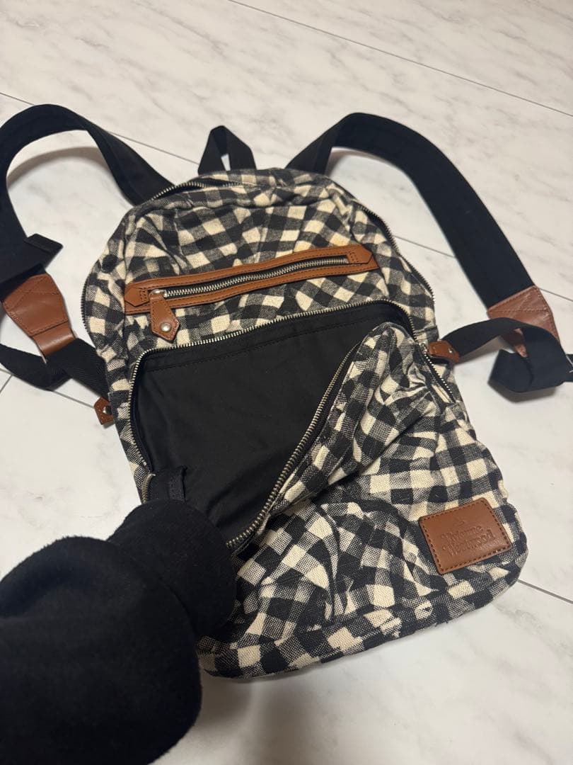 週末限定値下げ VivienneWestwood チェック柄リュック