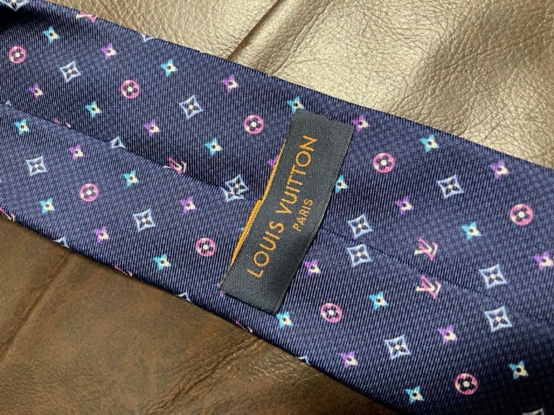 LOUIS VUITTON ネクタイ ネイビー
