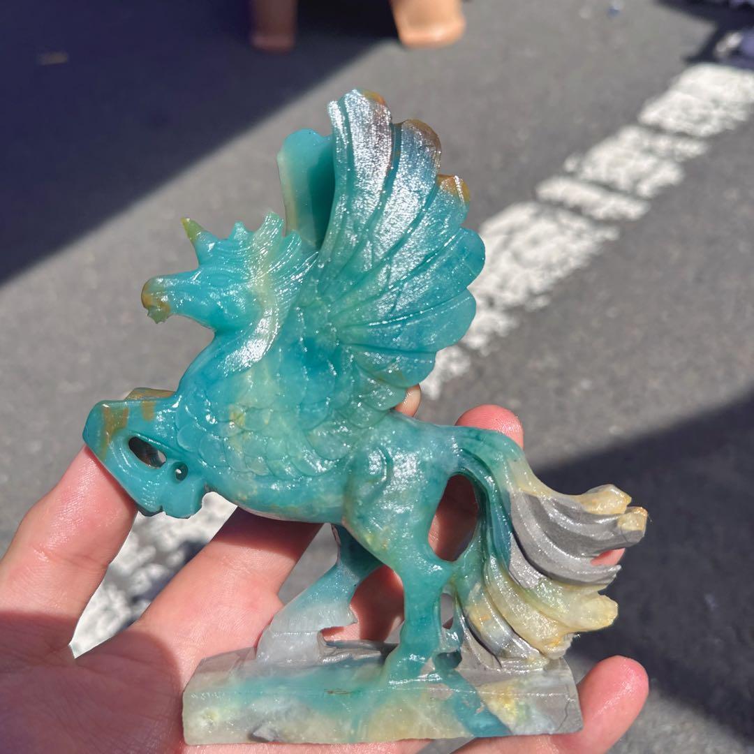 天然石ピスタチオカルサイトのユニコーン　ご購入前に在庫確認必要　F.90