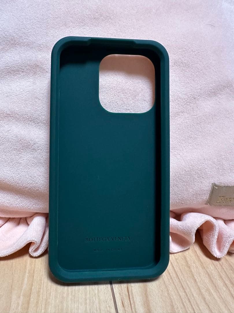 BOTTEGA VENETA iPhone 14proスマホケース