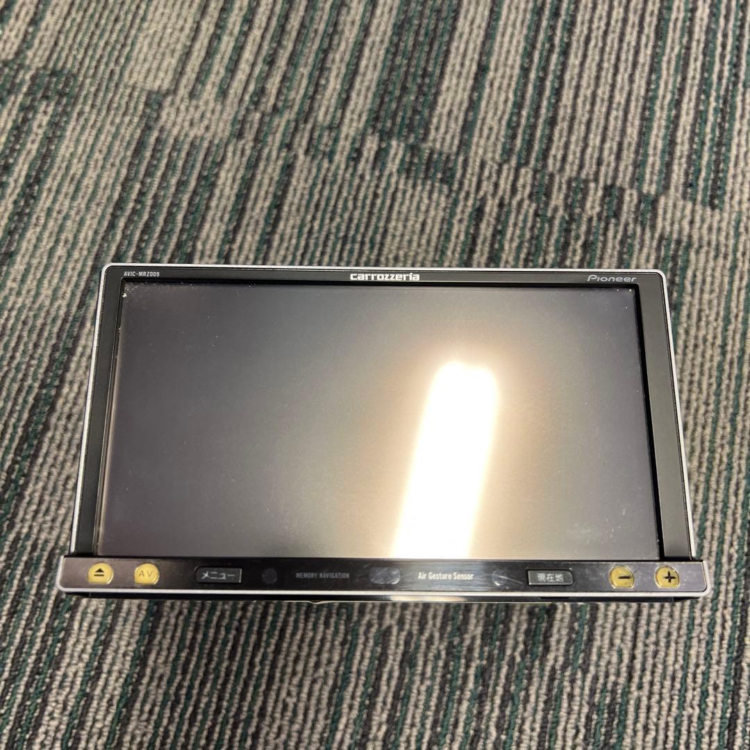 パイオニアPioneer carrozzeria MRZ009　7インチカーナビ