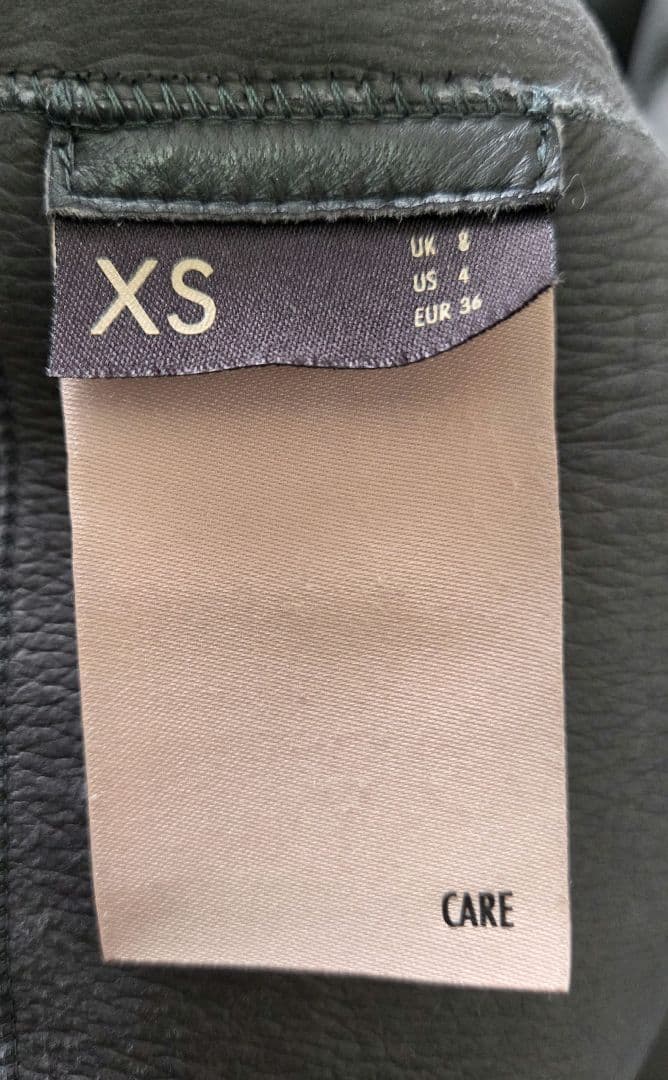 ムートン ファー ジレ