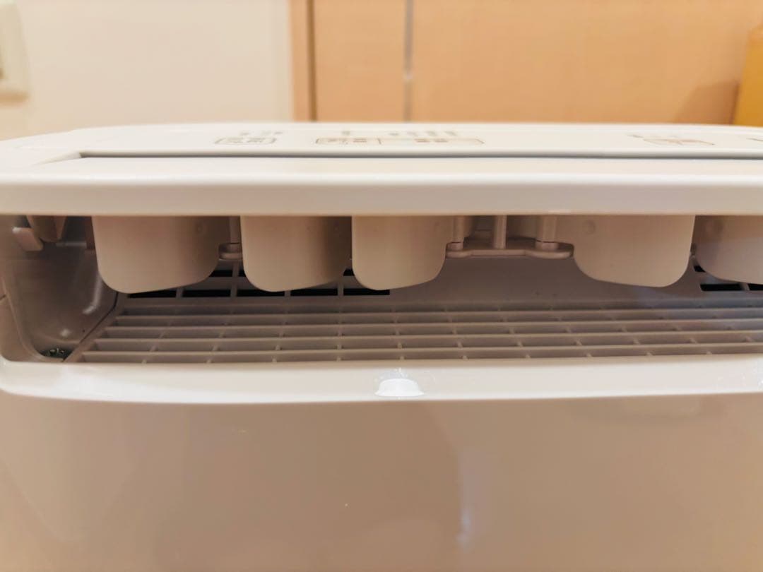 未使用Panasonic 衣類乾燥除湿機F-Y60T9-Wホワイト