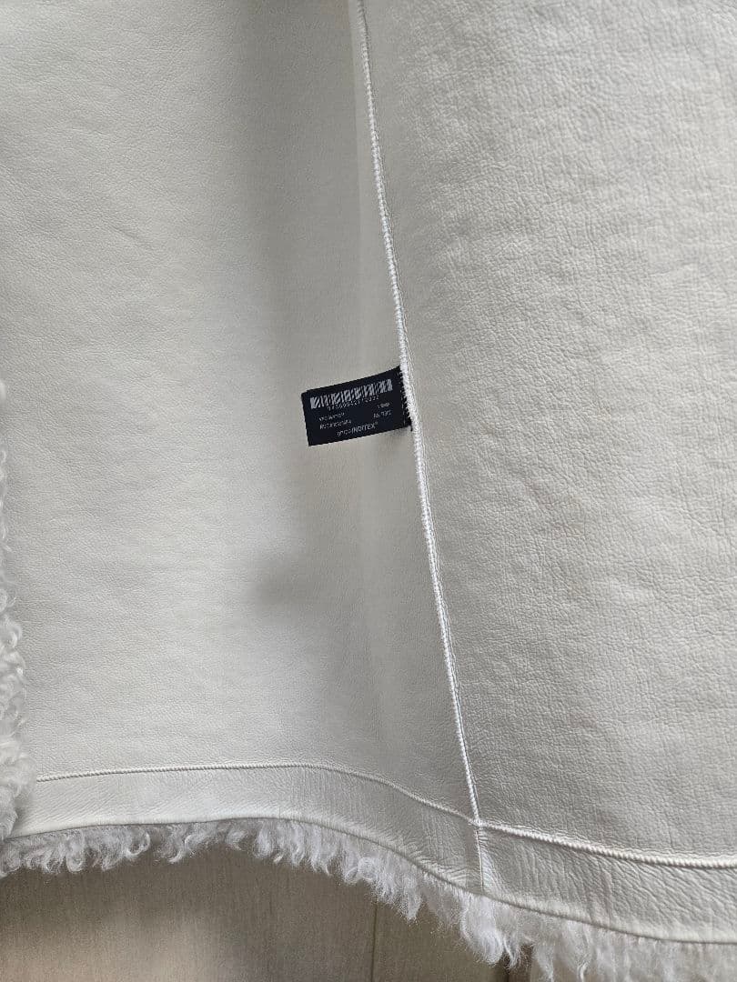 美品ZARAのLUDOVIC DE SAINT SERNIN×ZARAボアコート