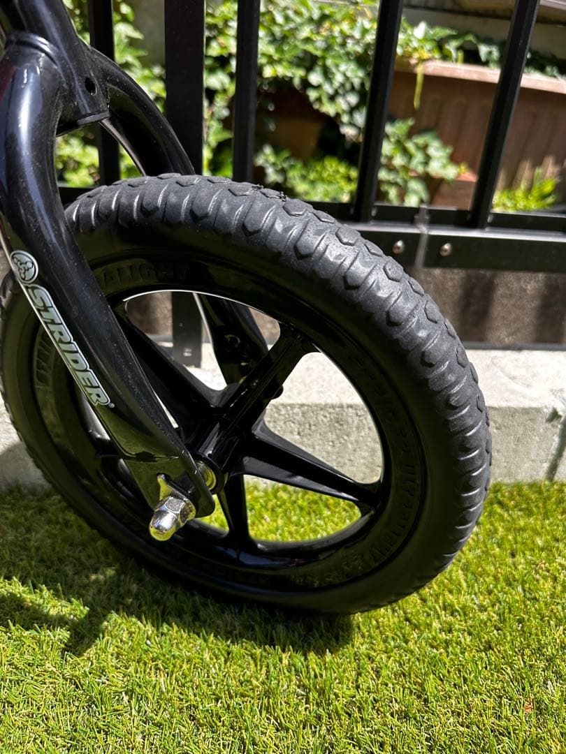 ストライダー　STRIDER ピンク