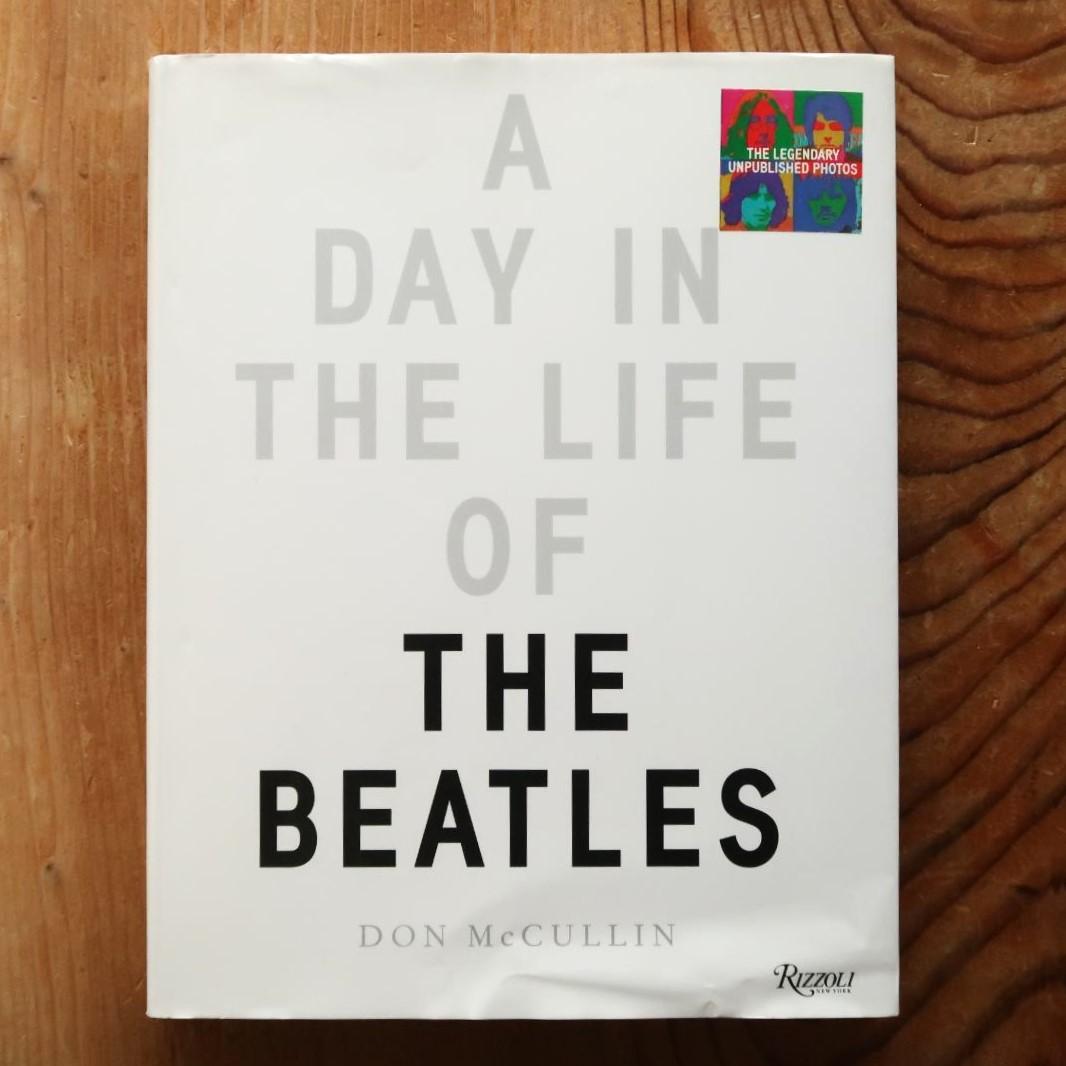 セール！ 希少洋書『ビートルズのある一日』ドン・マッカリン　ビートルズ写真集