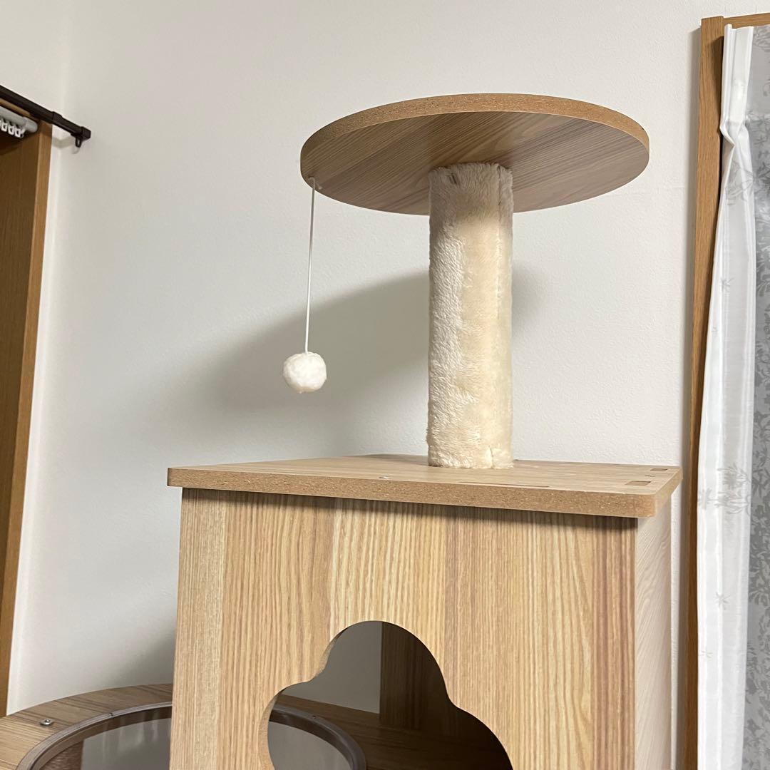 【美品】キャットタワー　木製　ナチュラル　ベージュ　宇宙船　据え置き型