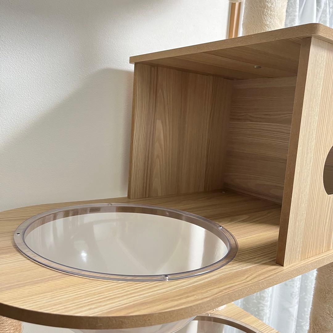 【美品】キャットタワー　木製　ナチュラル　ベージュ　宇宙船　据え置き型