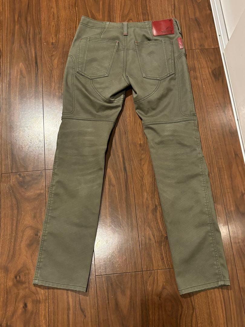 クシタニ　エクスパンドウインドカットパンツ