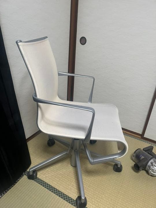 カッシーナ　Alias ローリングフレーム　　　デスクチェア