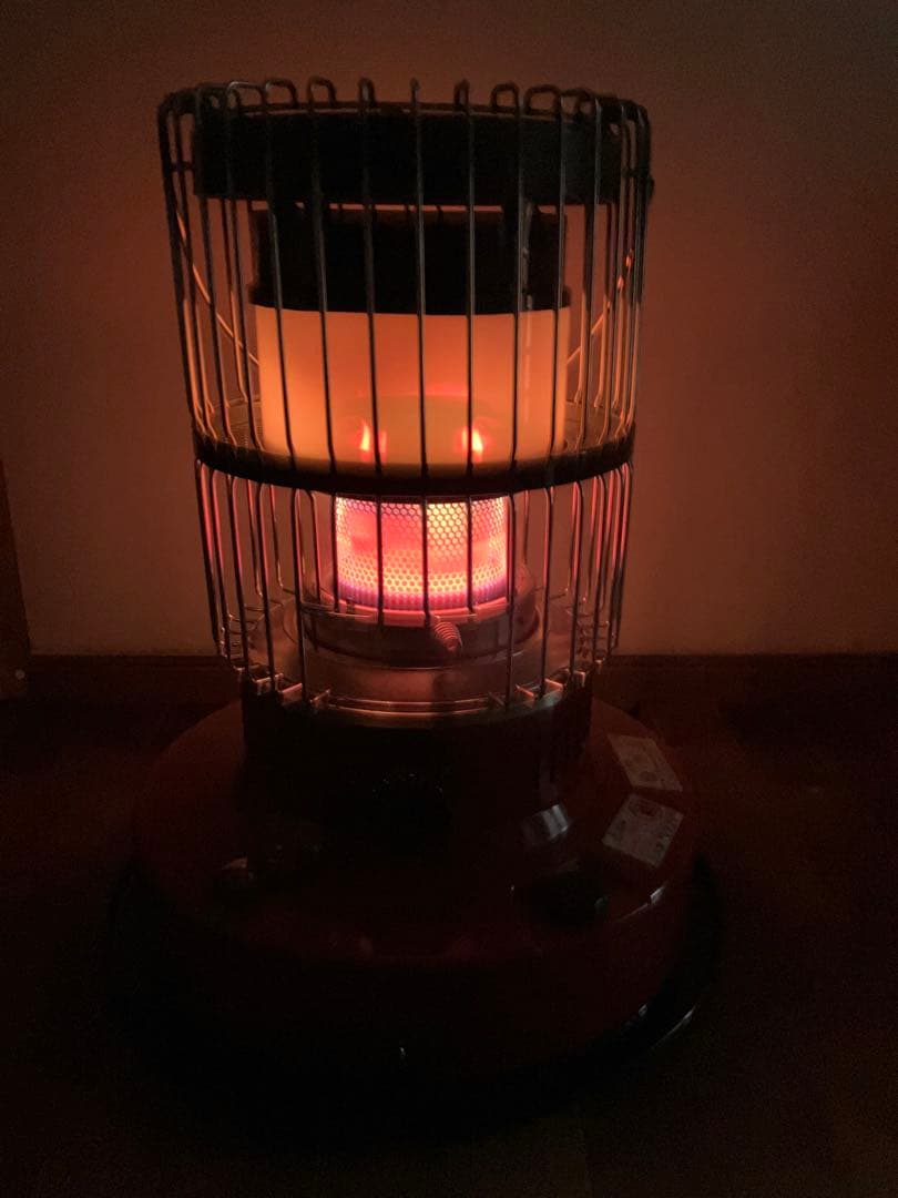 n*6様 【限定 廃盤色】トヨトミ ストーブ KR-47A 箱付き