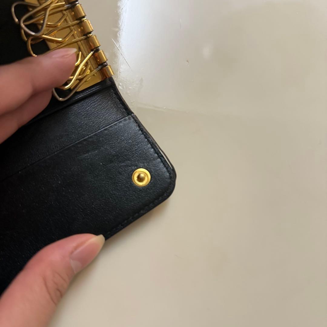 PRADA 黒 レザー キーケース