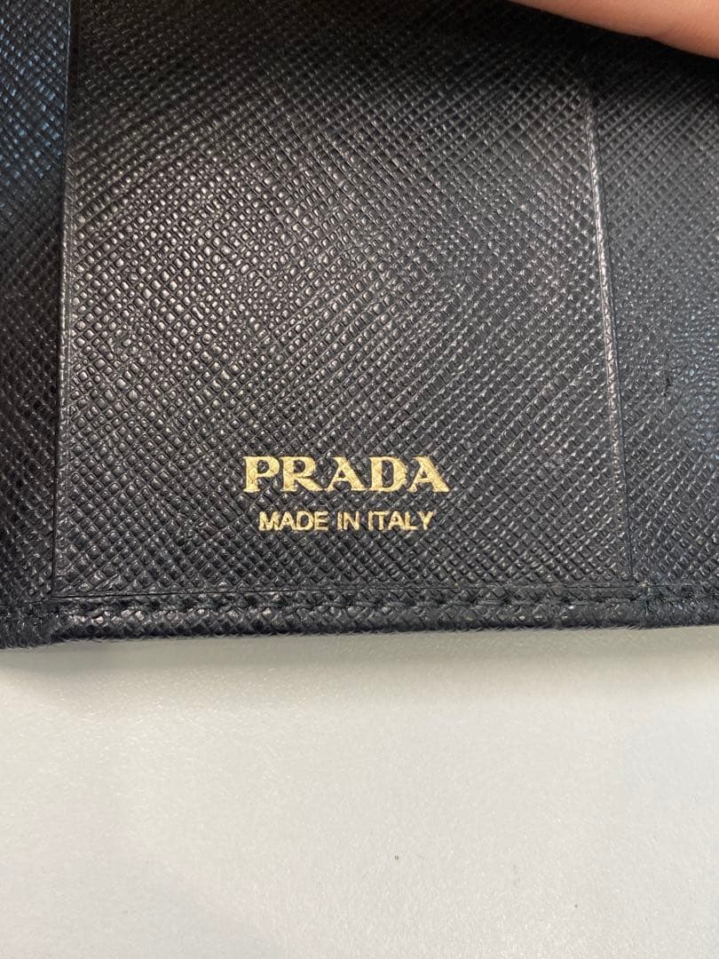 ✨PRADA キーケース 6連 レザー 1PG222