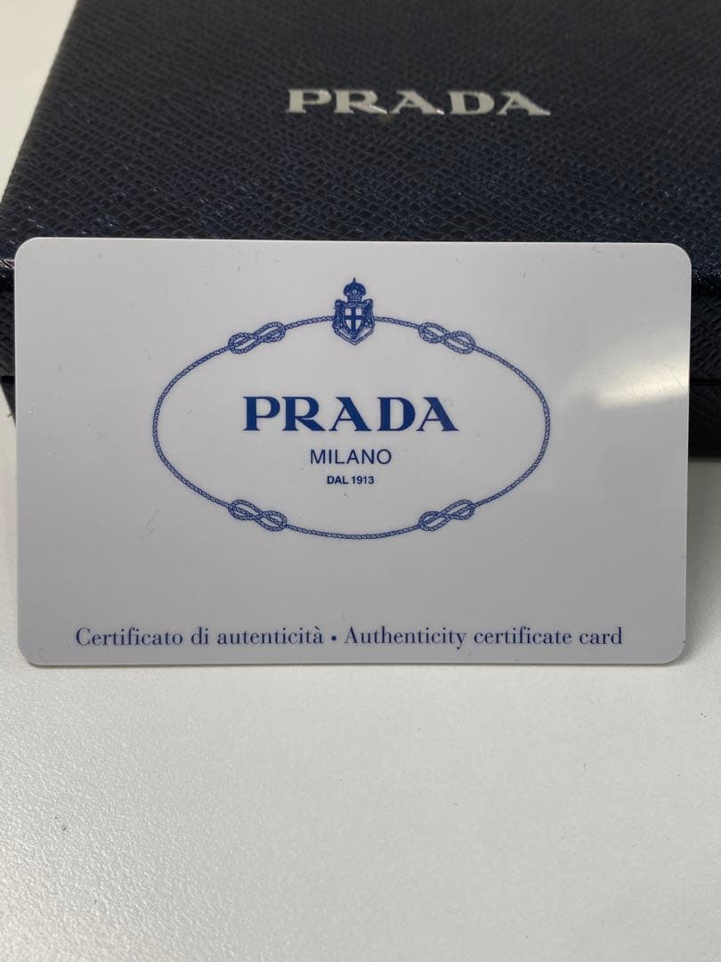 ✨PRADA キーケース 6連 レザー 1PG222