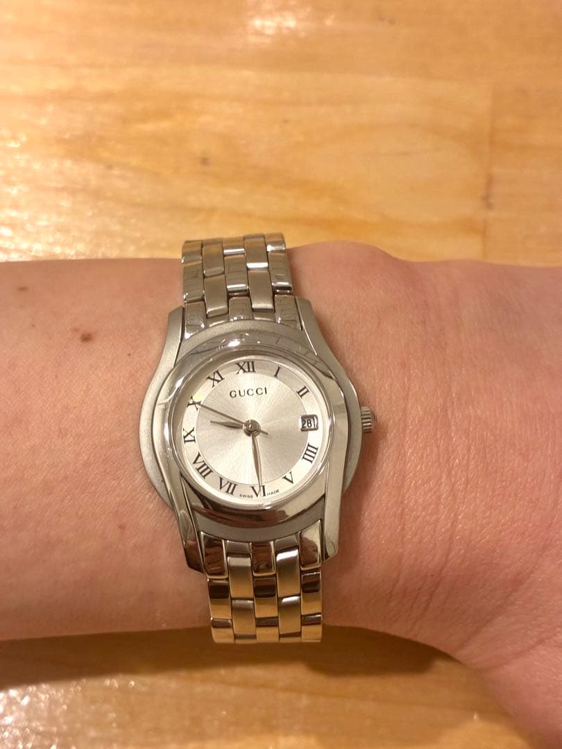 あみ　　【美品】グッチ GUCCI 5500L レディース腕時計　電池新品