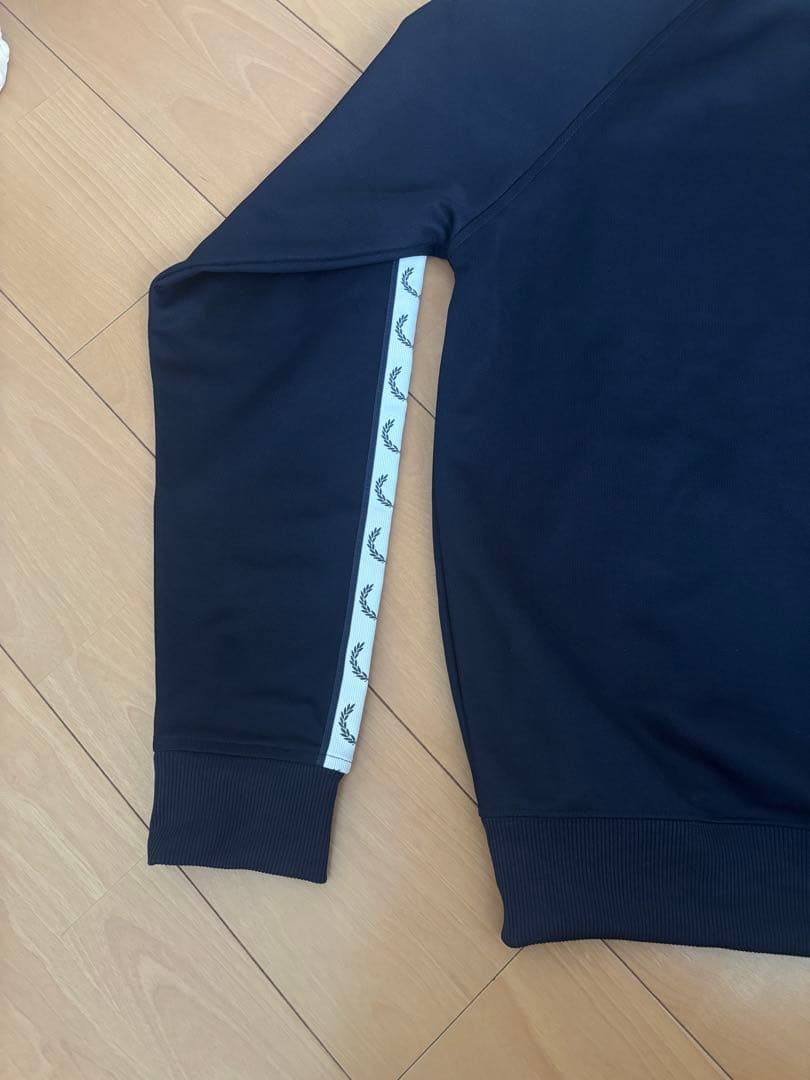 フレッドペリー　トラックジャケット