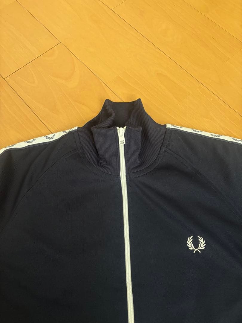 フレッドペリー　トラックジャケット
