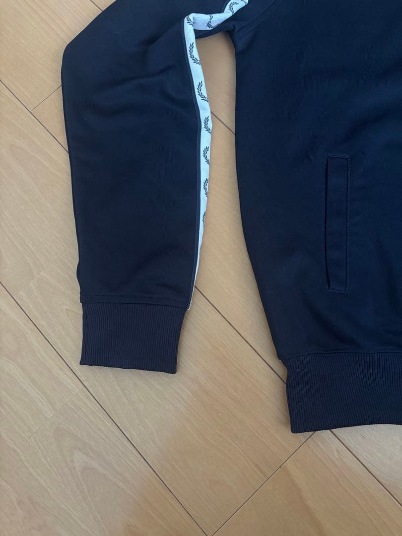フレッドペリー　トラックジャケット