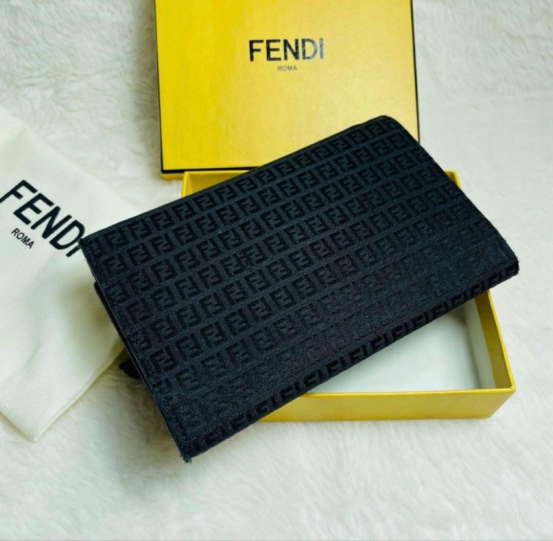 未使用級FENDI 希少デザインフェンディ　ズッカ柄　長財布　ブラック　おしゃれ
