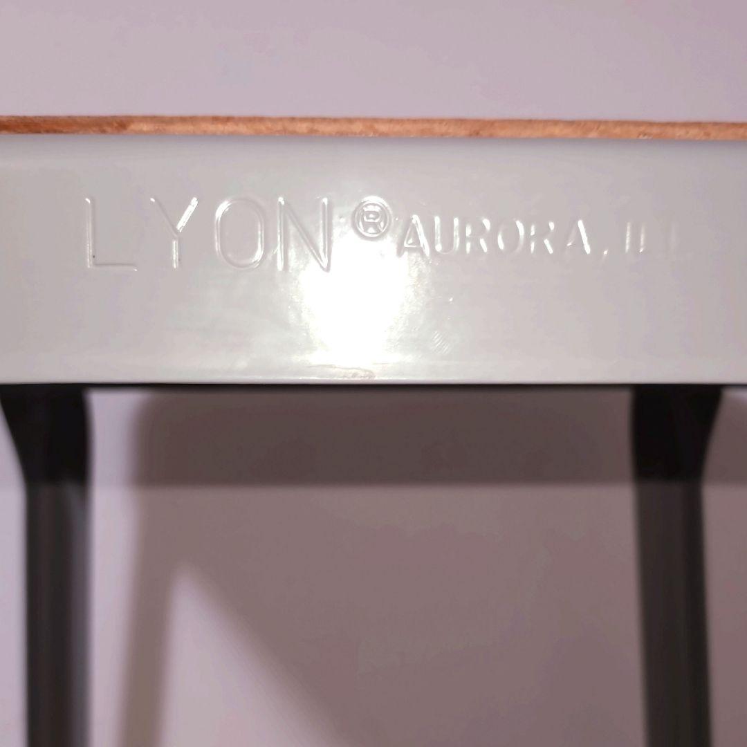 廃盤品　LYON　ファクトリースツール　2脚セット　ハイスツール　ヴィンテージ