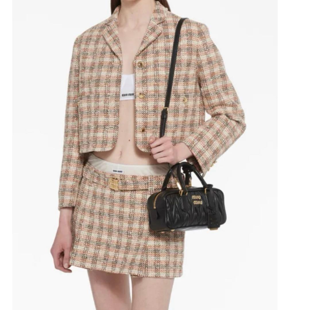 週末値下げ　miumiu ミュウミュウ　アルカディ　マテラッセ　レギュラーサイズ