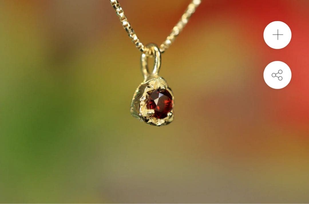 【定価の半額にしました】クアラントット18KYG ガーネット　ネックレスチャーム