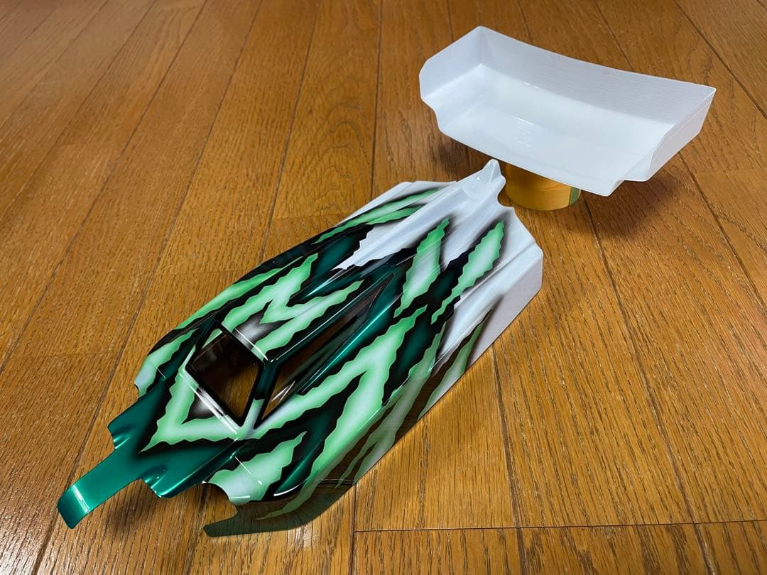 ヨコモ　MO2.0 塗装済スペアボディ