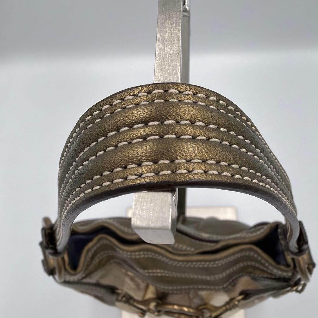 バッグ COACH signature patchwork shoulder bag