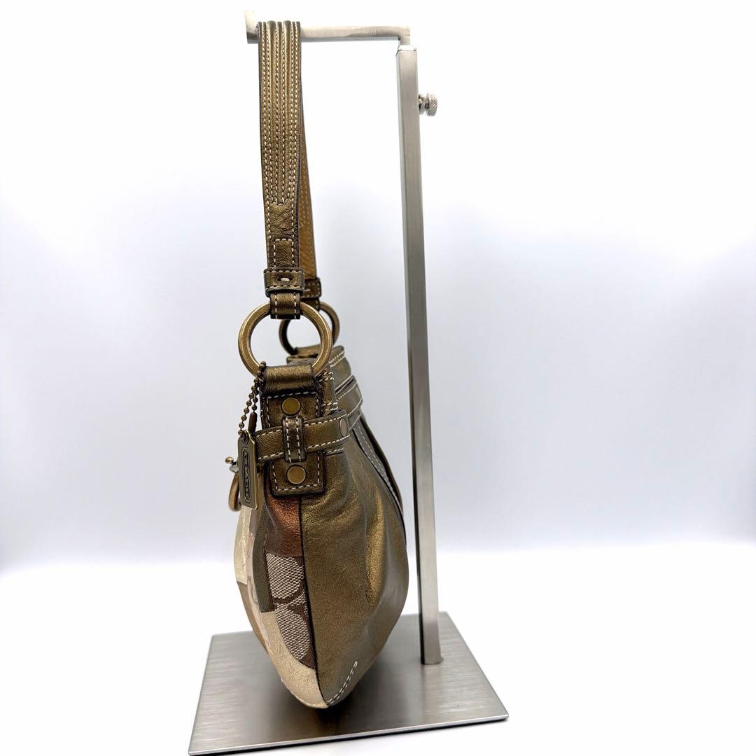 バッグ COACH signature patchwork shoulder bag