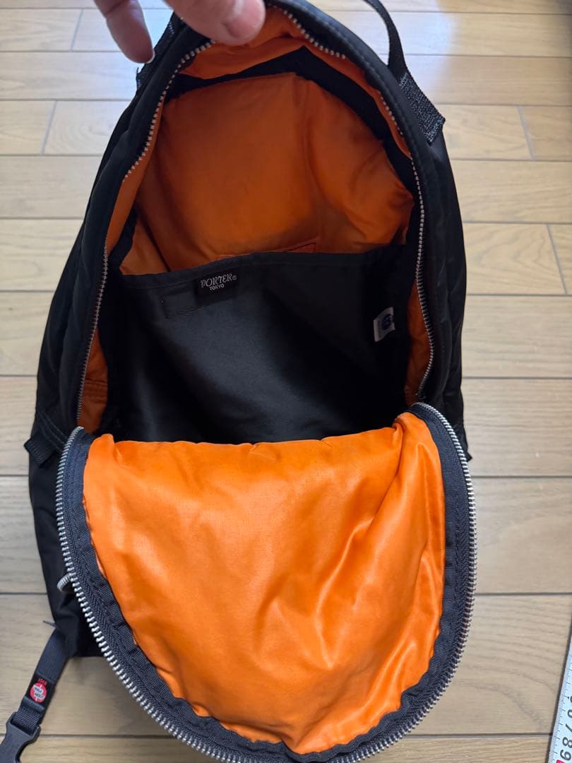 ポーターブラックナイロンバックパック